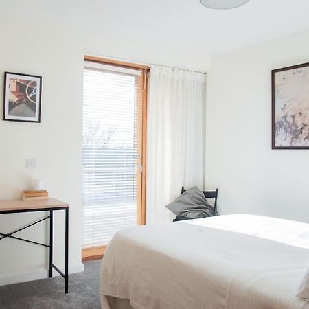 2 Bed 2 Bath Apartment With Canal View ダブリン エクステリア 写真