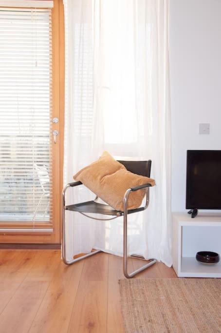 2 Bed 2 Bath Apartment With Canal View ダブリン エクステリア 写真