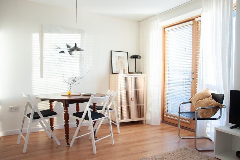 2 Bed 2 Bath Apartment With Canal View ダブリン エクステリア 写真